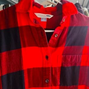 Old Navy “The Boyfriend Shirt” Button Down Shirt xs